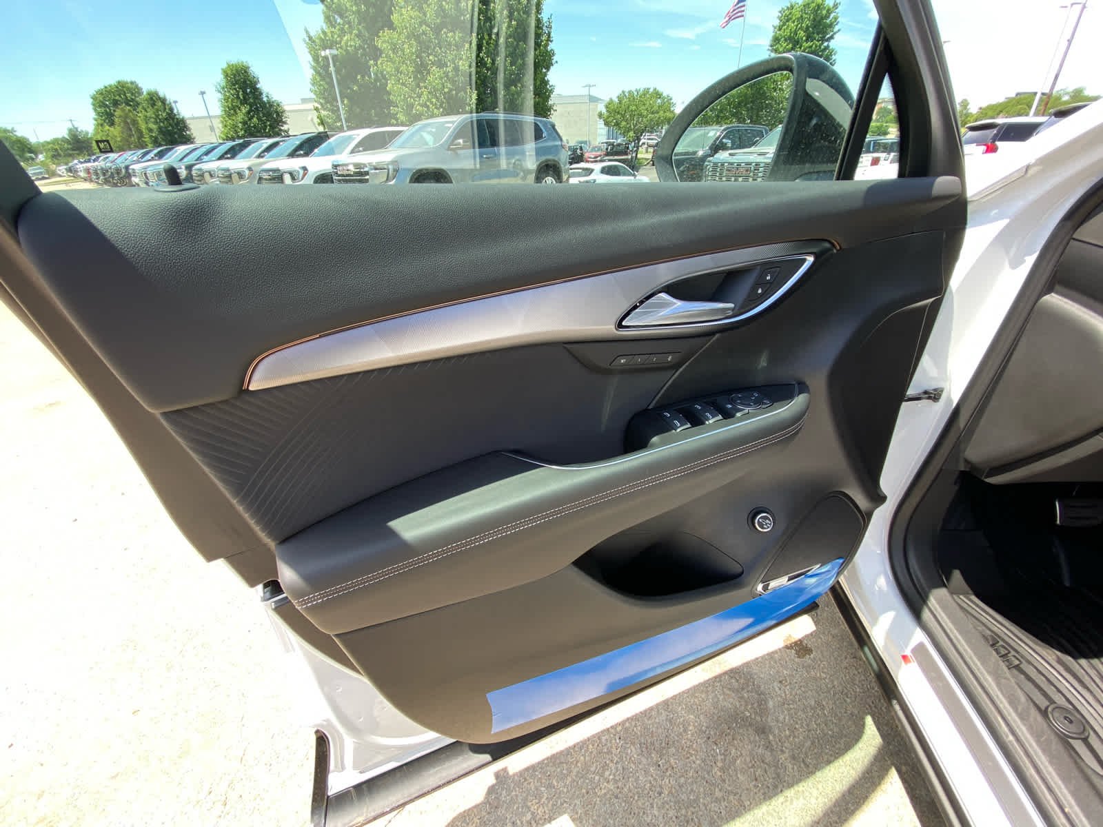 2026 Buick Envision Sport Touring - Photo 6