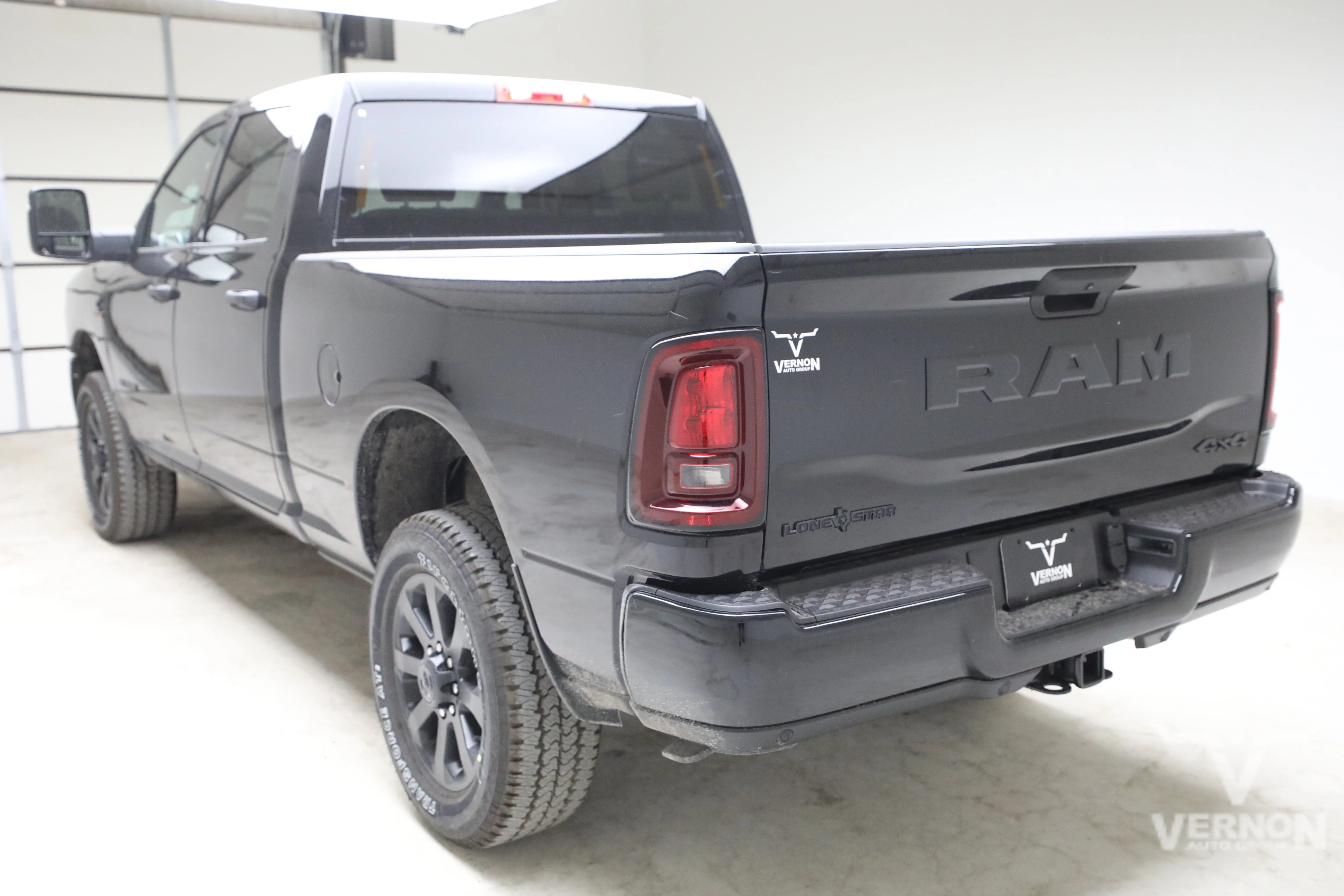 New 2026 Ram 2500 SLT Lonestar Night Edition Crew Cab 4x4