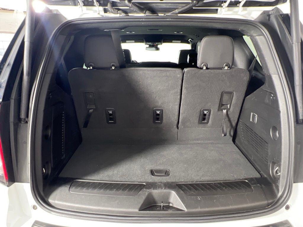 Used 2023 Summit White Chevrolet LT image 7