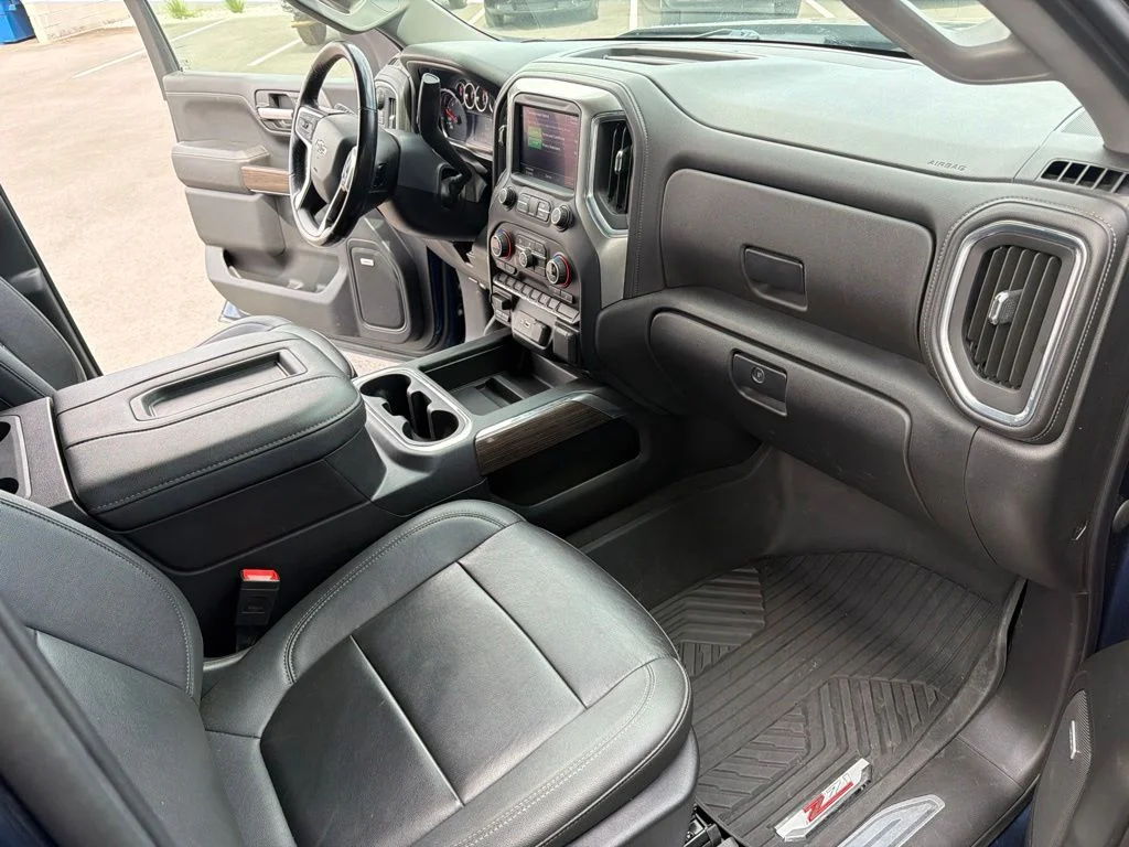 Used 2021 Blue Chevrolet RST image 23