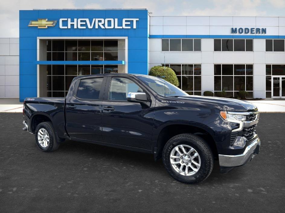 Used 2023 Dark Ash Metallic Chevrolet LT image 6