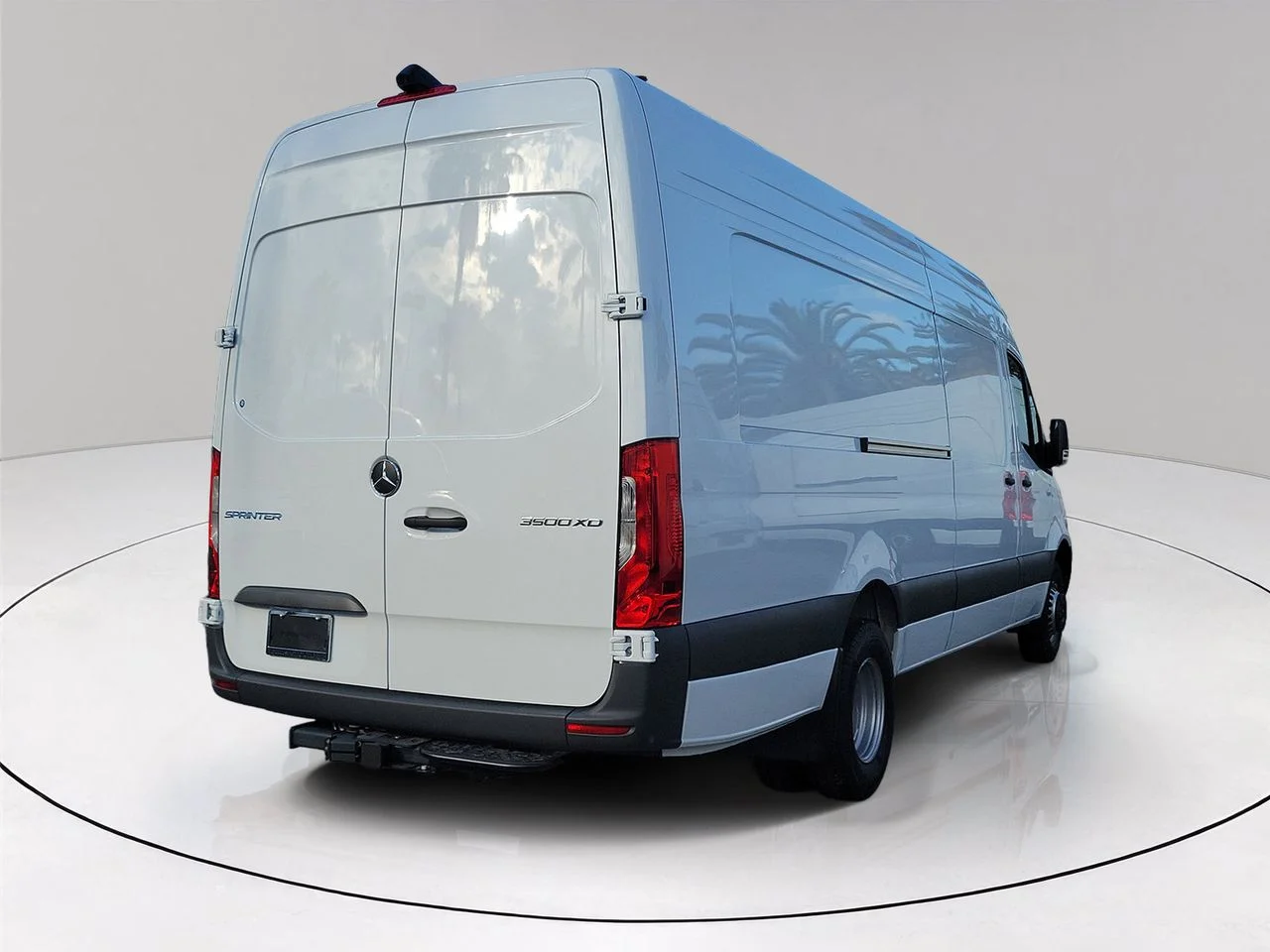 New 2026 Arctic White Mercedes-Benz Cargo 170 WB image 4