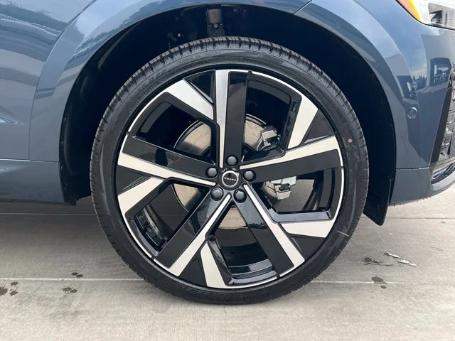 2026 Volvo XC60 Ultra - Photo 9