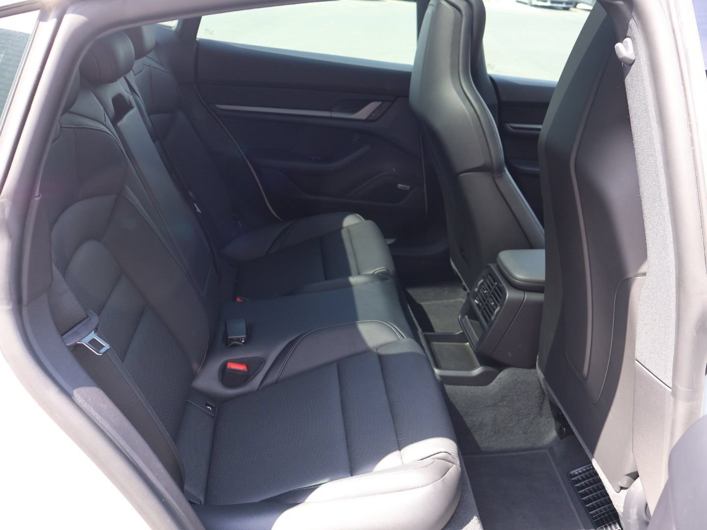Certified Used 2025 White Porsche  image 27
