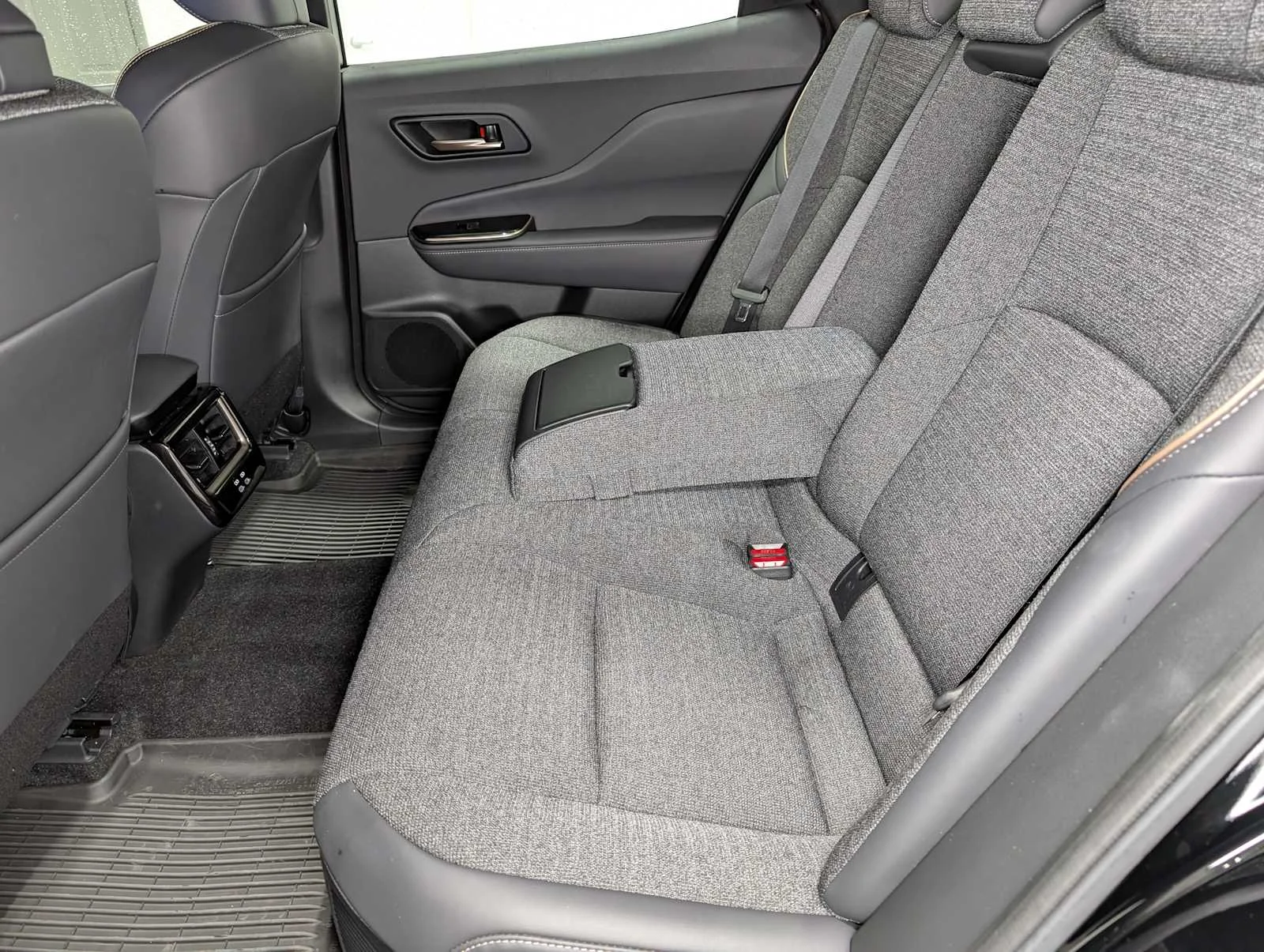 Used 2024 Black Toyota XLE image 21