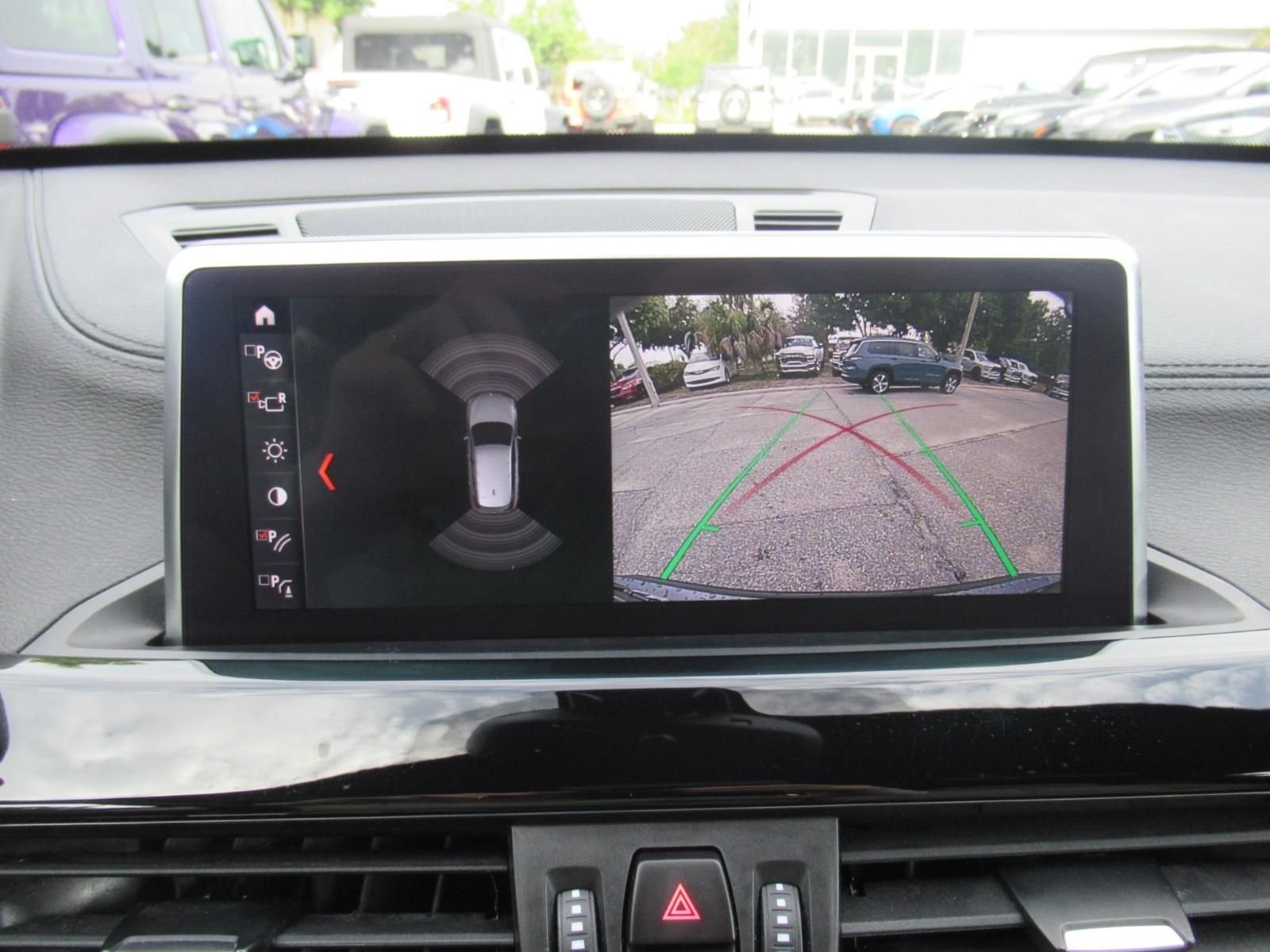 Used 2022 Gray BMW sDrive28i image 28