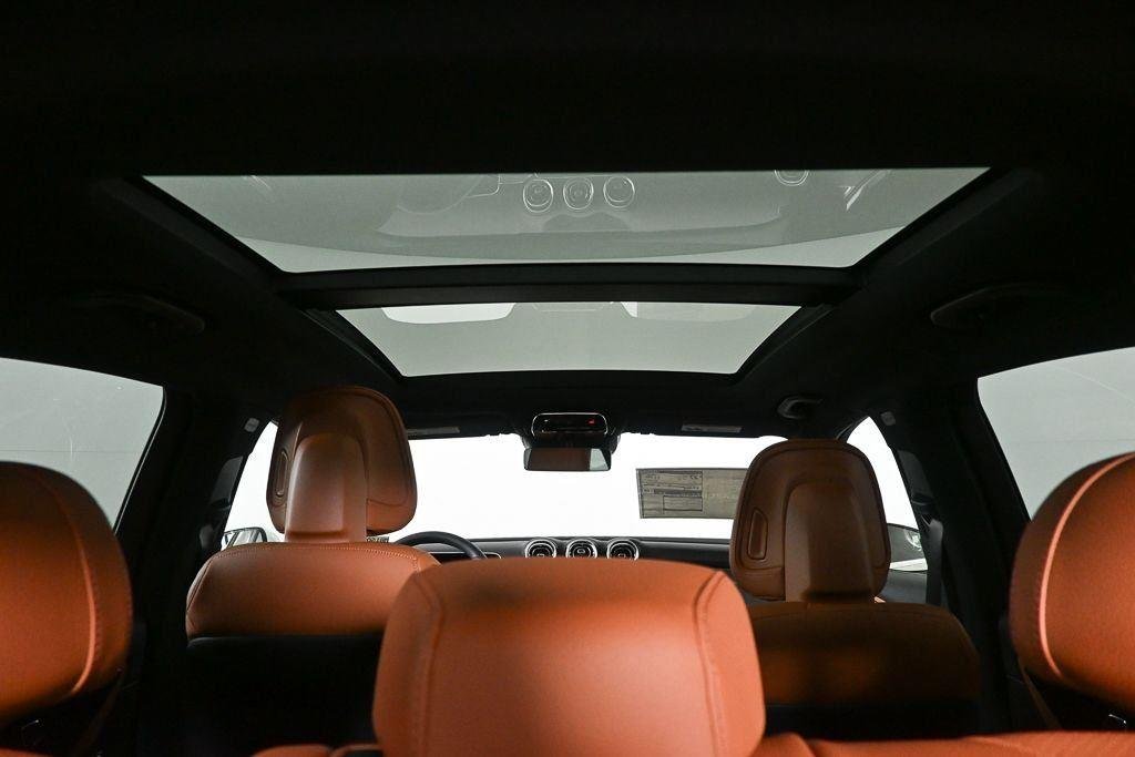 New 2026 Polar White Mercedes-Benz GLC 300 image 20