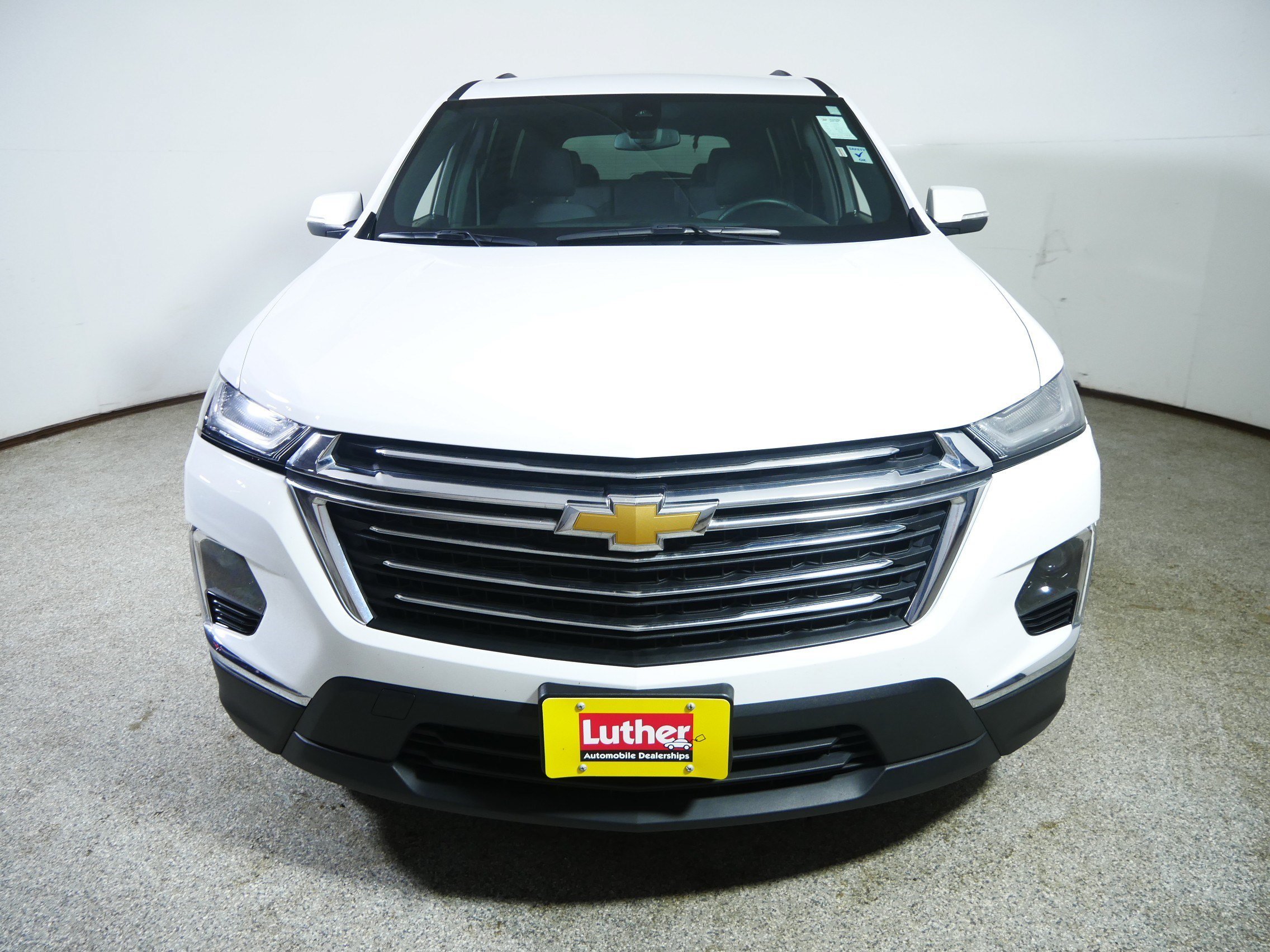 Used 2023 Chevrolet Traverse 1LT with VIN 1GNEVGKW5PJ342430 for sale in Brooklyn Center, Minnesota