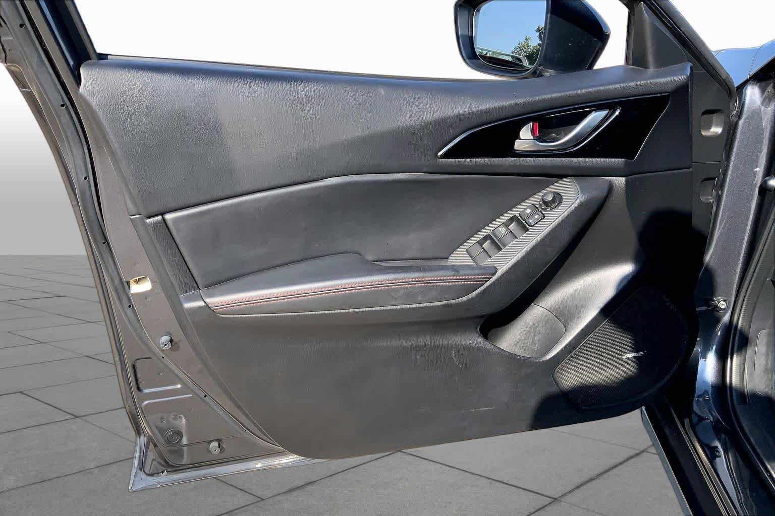 Used 2015 Meteor Gray Mica Mazda s Grand Touring image 22
