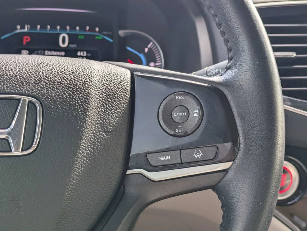 Used 2021  Honda Touring image 29
