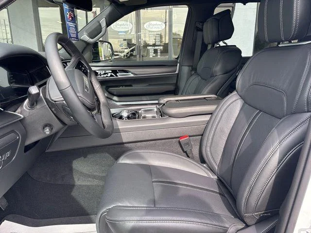 New 2026 Bright White Clearcoat Jeep Grand Wagoneer image 5