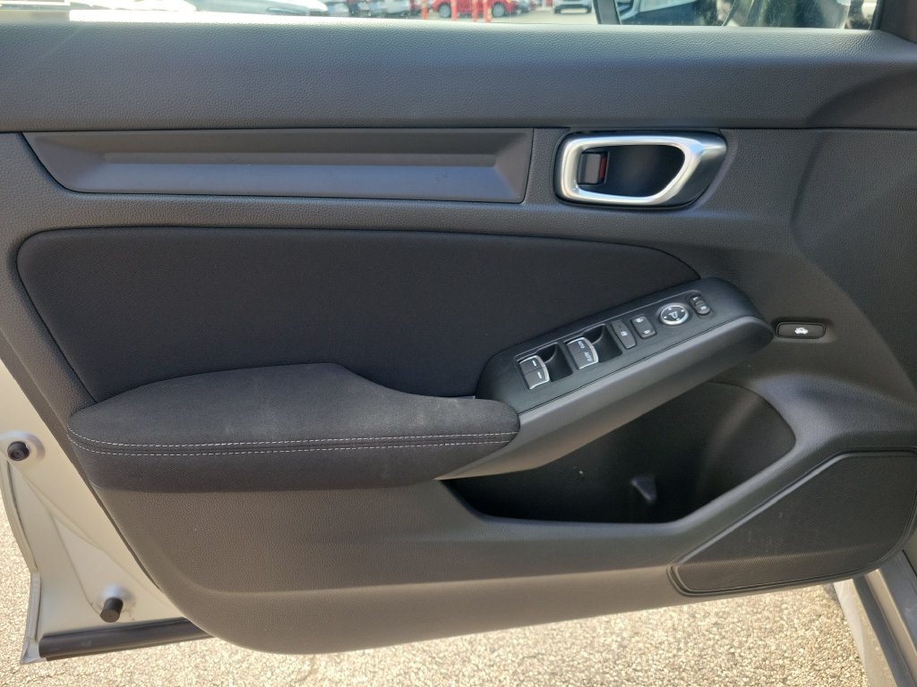 2025 Honda Civic LX - Photo 17