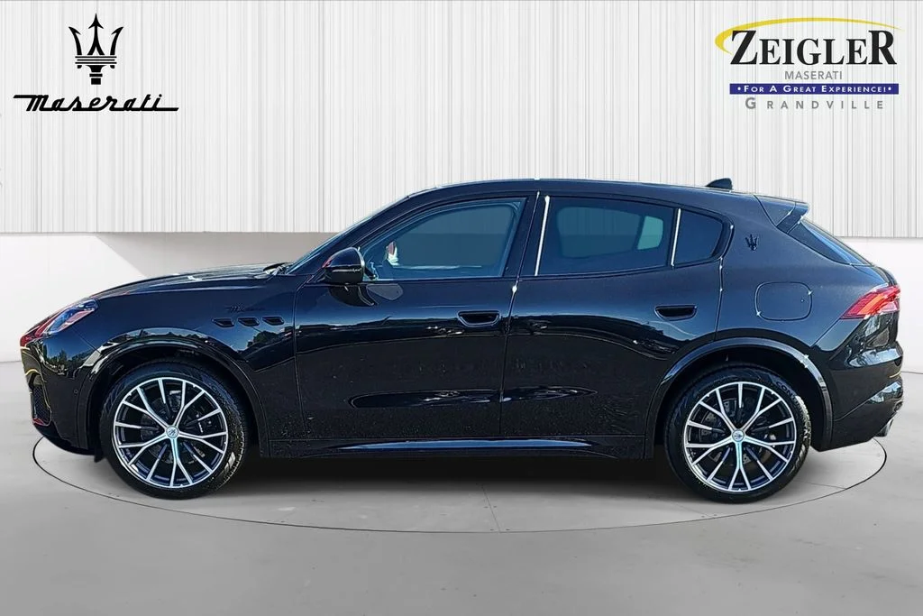 New 2026 Black Maserati Modena image 8