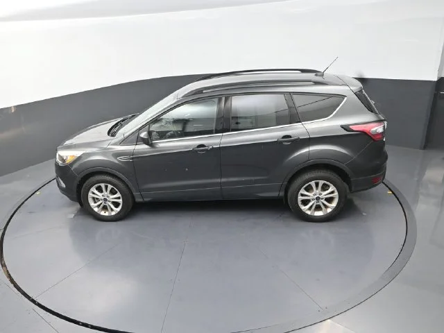 Used 2018 Gray Ford SE image 15
