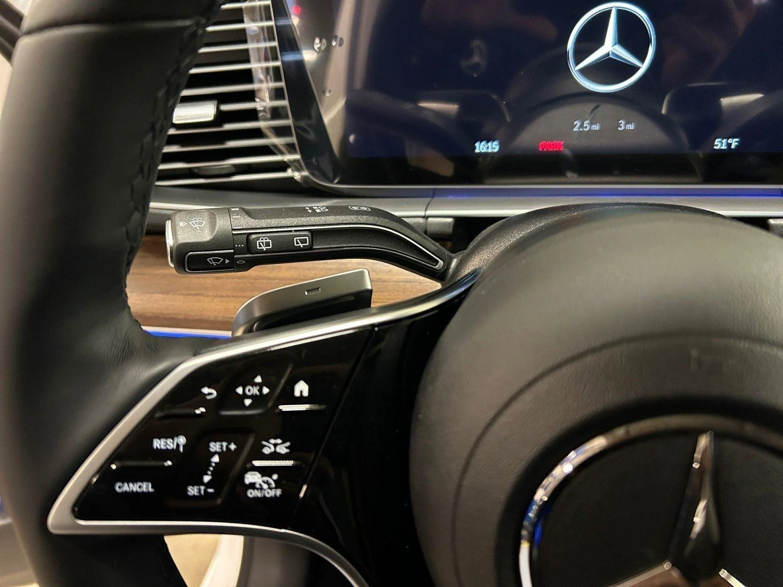 New 2026 Polar White Mercedes-Benz GLE 350 image 19