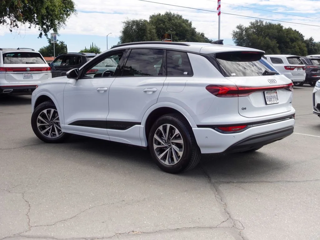 Used 2025 White Audi Premium image 7