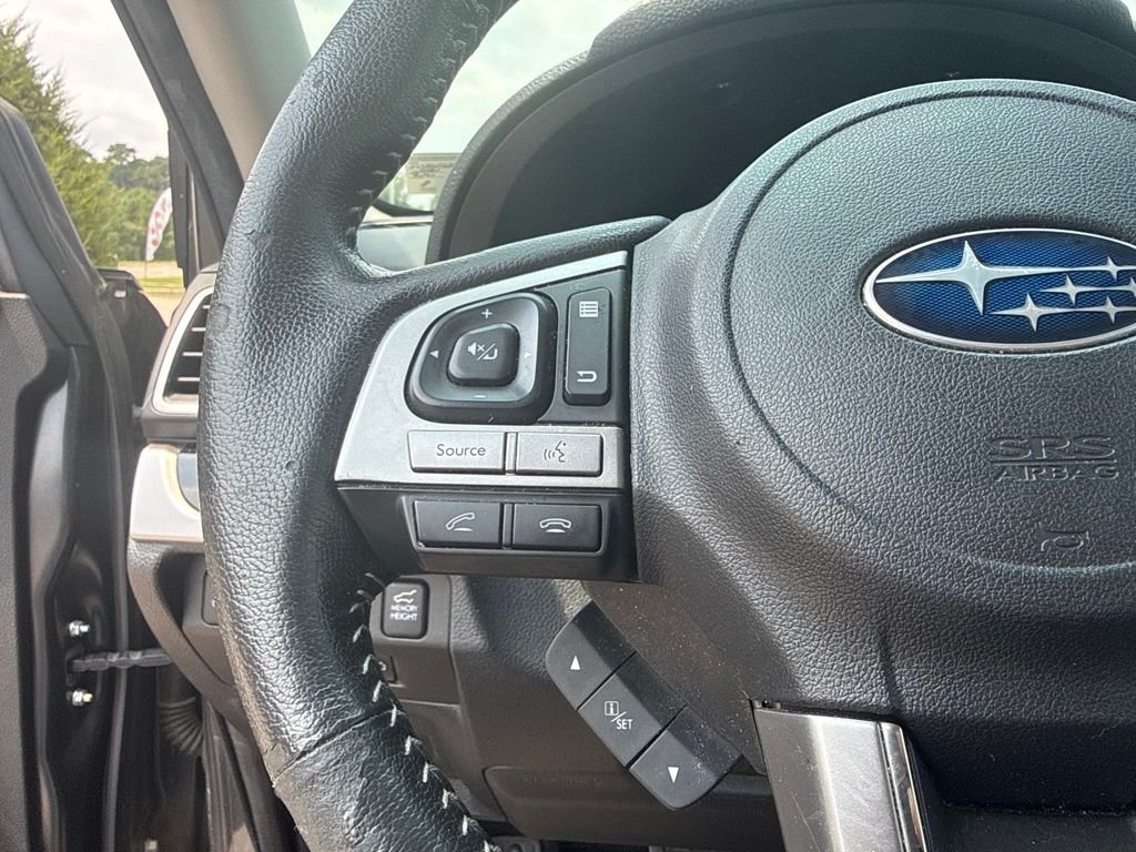 Used 2018 Gray Subaru 2.5i Touring image 9