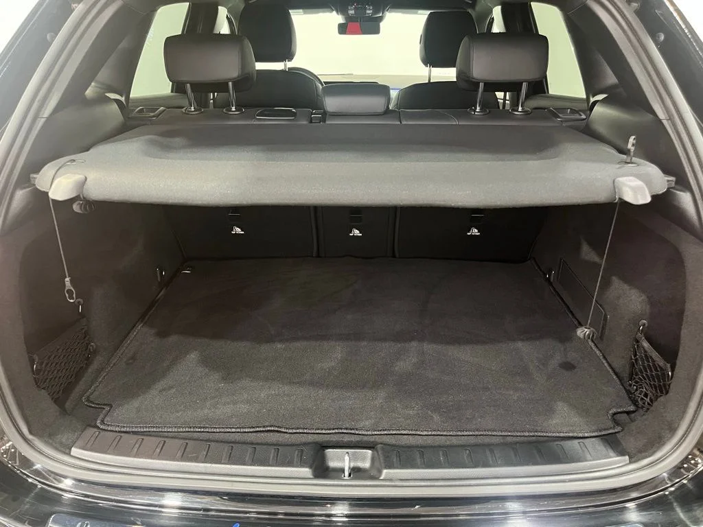 Used 2025 Black Mercedes-Benz GLA 250 image 13