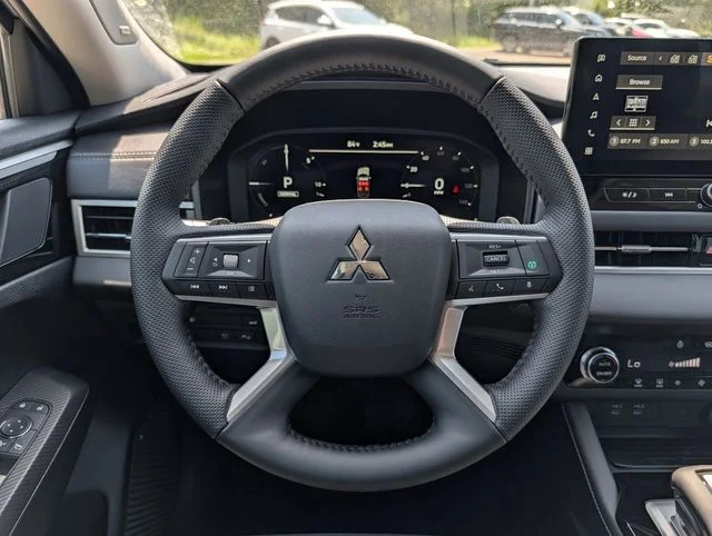 New 2026 Alloy Silver Metallic Mitsubishi SE image 8