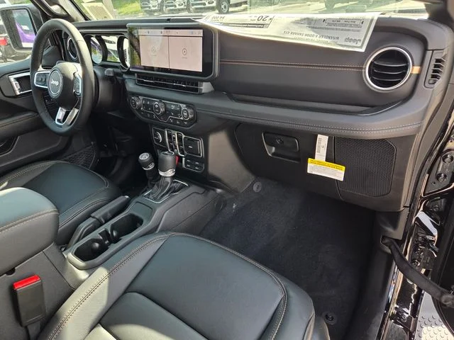 New 2026 Black Clear-Coat Exterior Paint Jeep Sahara image 17