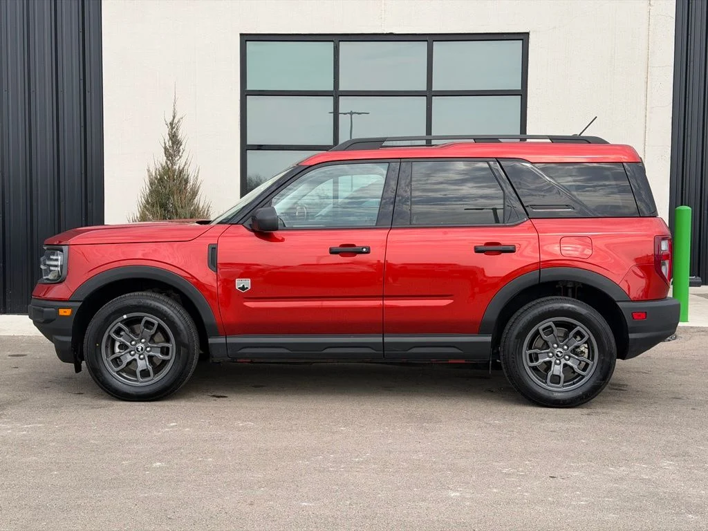 Used 2024 Red Ford Big Bend image 2