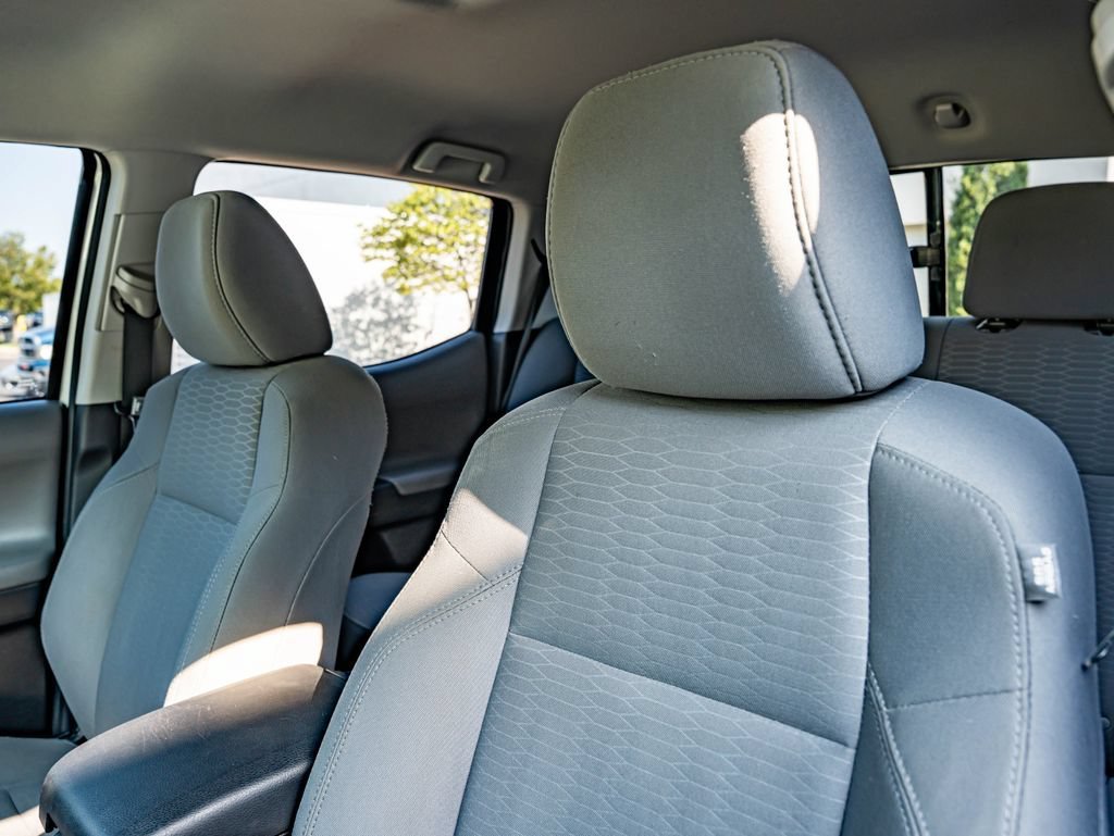 Used 2018 Super White Toyota SR image 32