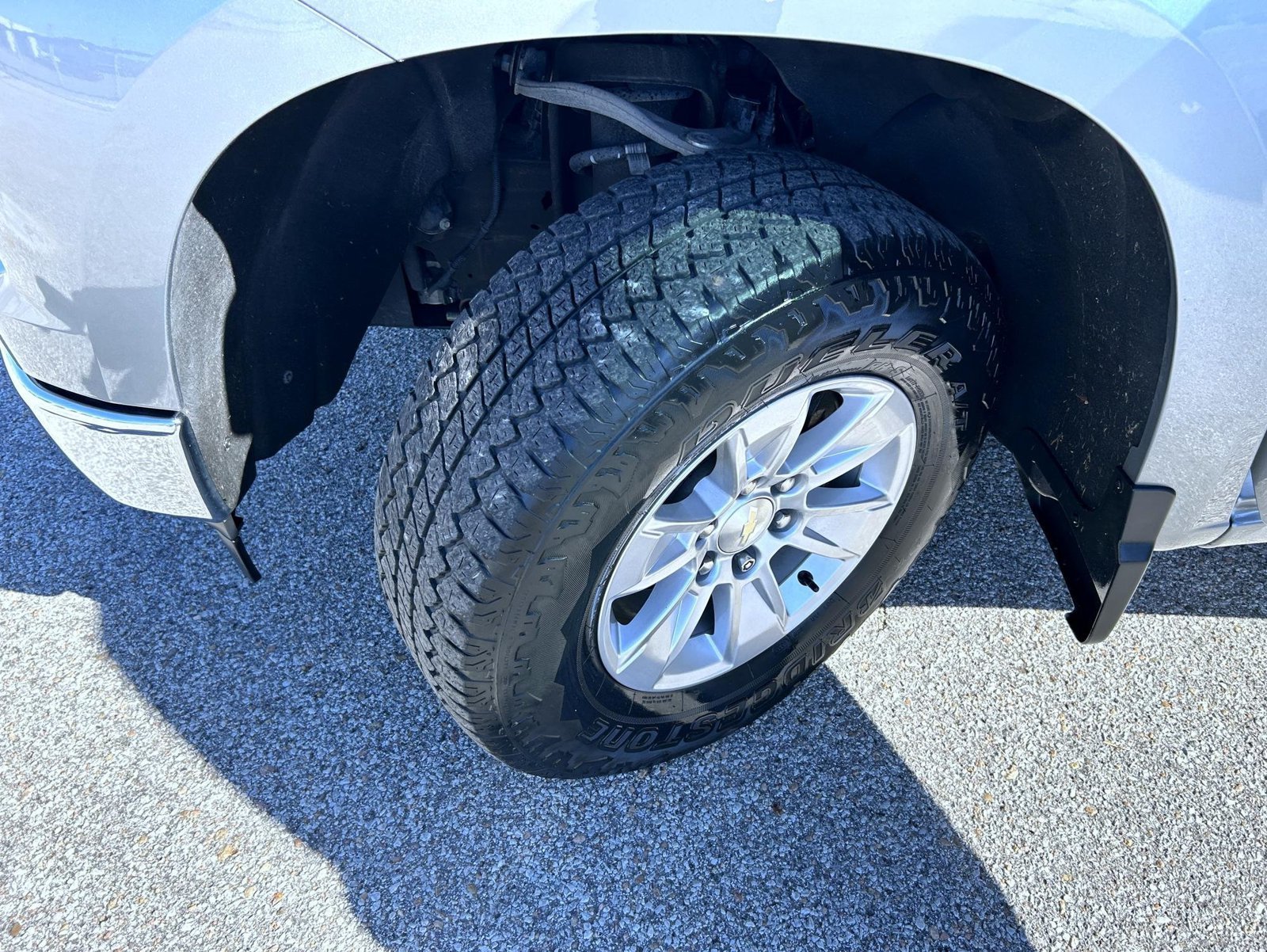 2023 Chevrolet Silverado 1500 LT - Photo 23