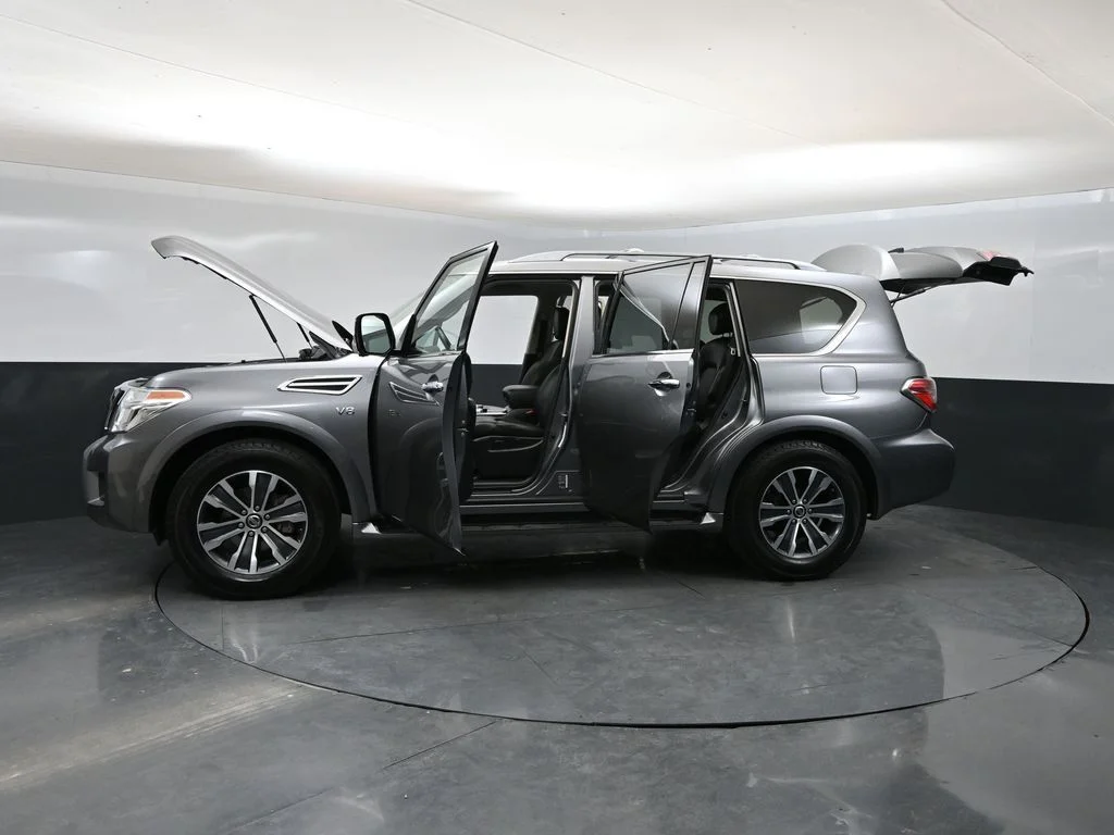 Used 2019 Gun Metallic Nissan SL image 45