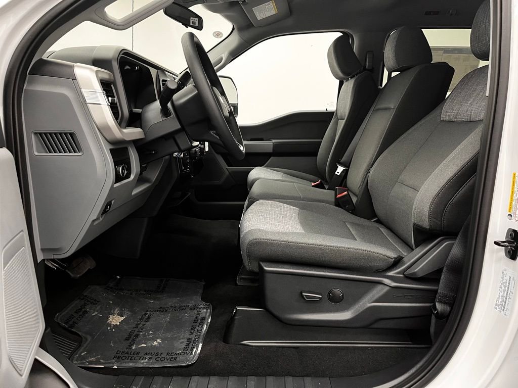New 2026 White Ford XLT image 19