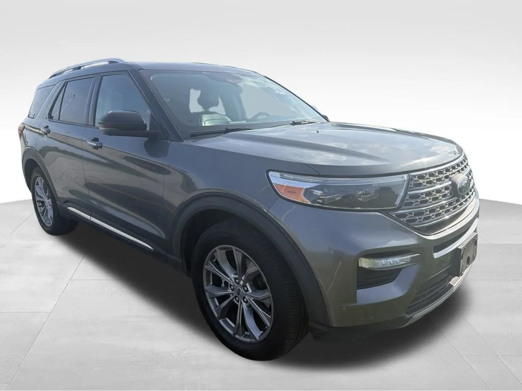 Used 2021 Gray Ford Limited image 13