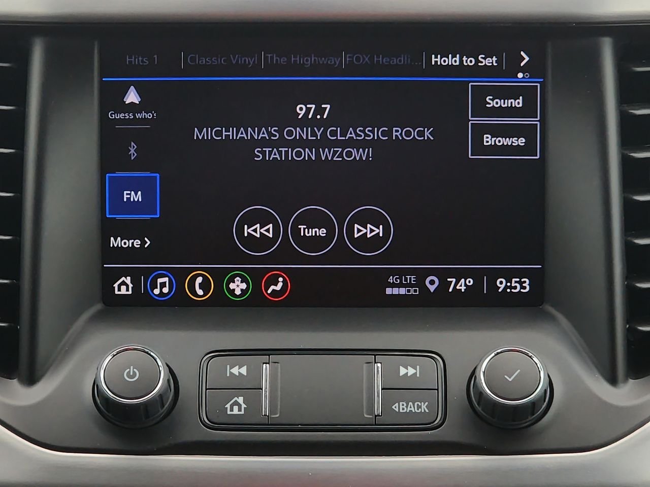Used 2023 Ebony Twilight Metallic GMC SLE image 15