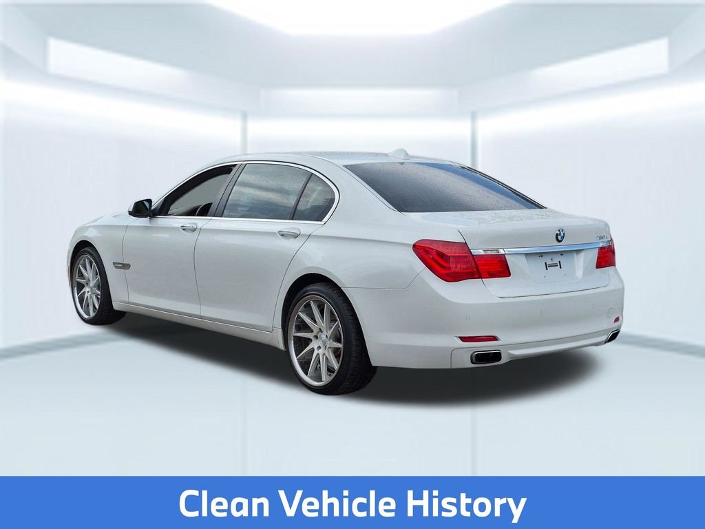 Used 2009 White BMW 750Li image 4