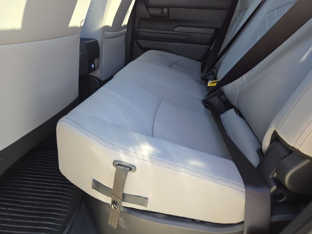 2026 Toyota Tacoma SR5 - Photo 21