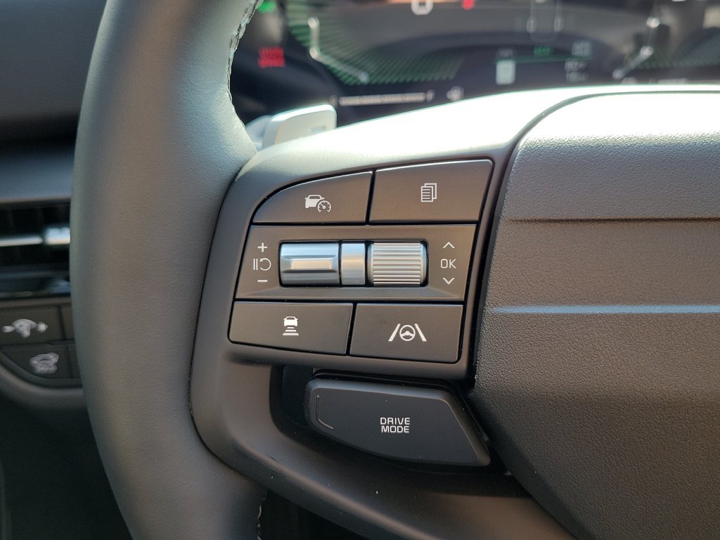 New 2027 Snow White Pearl Kia EX image 27