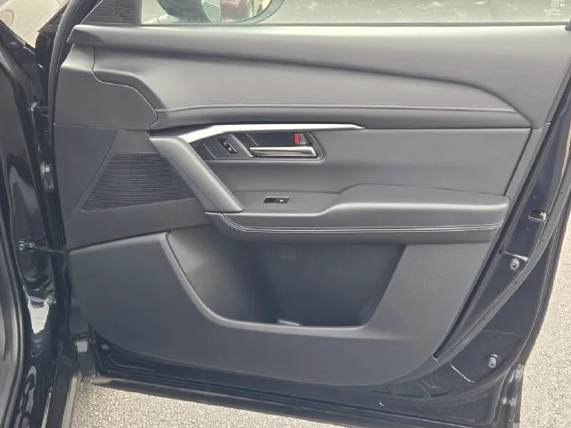 New 2026 Jet Black Mica Mazda 2.5 S Preferred AWD image 4
