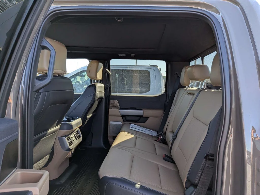 New 2027 Marsh Gray Metallic Ford F-250® Lariat® image 11