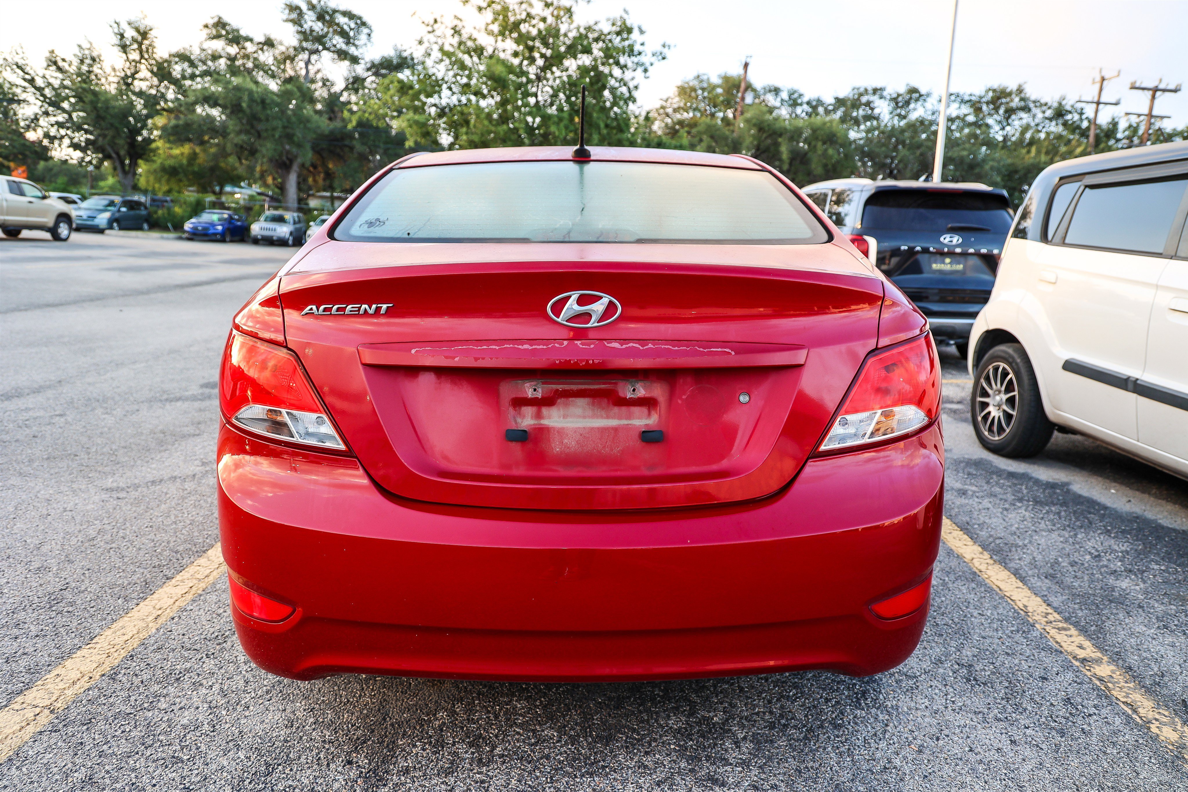 Used 2017 Boston Red Metallic Hyundai SE image 7