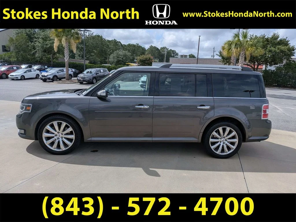 Used 2017 Gray Ford Limited image 11