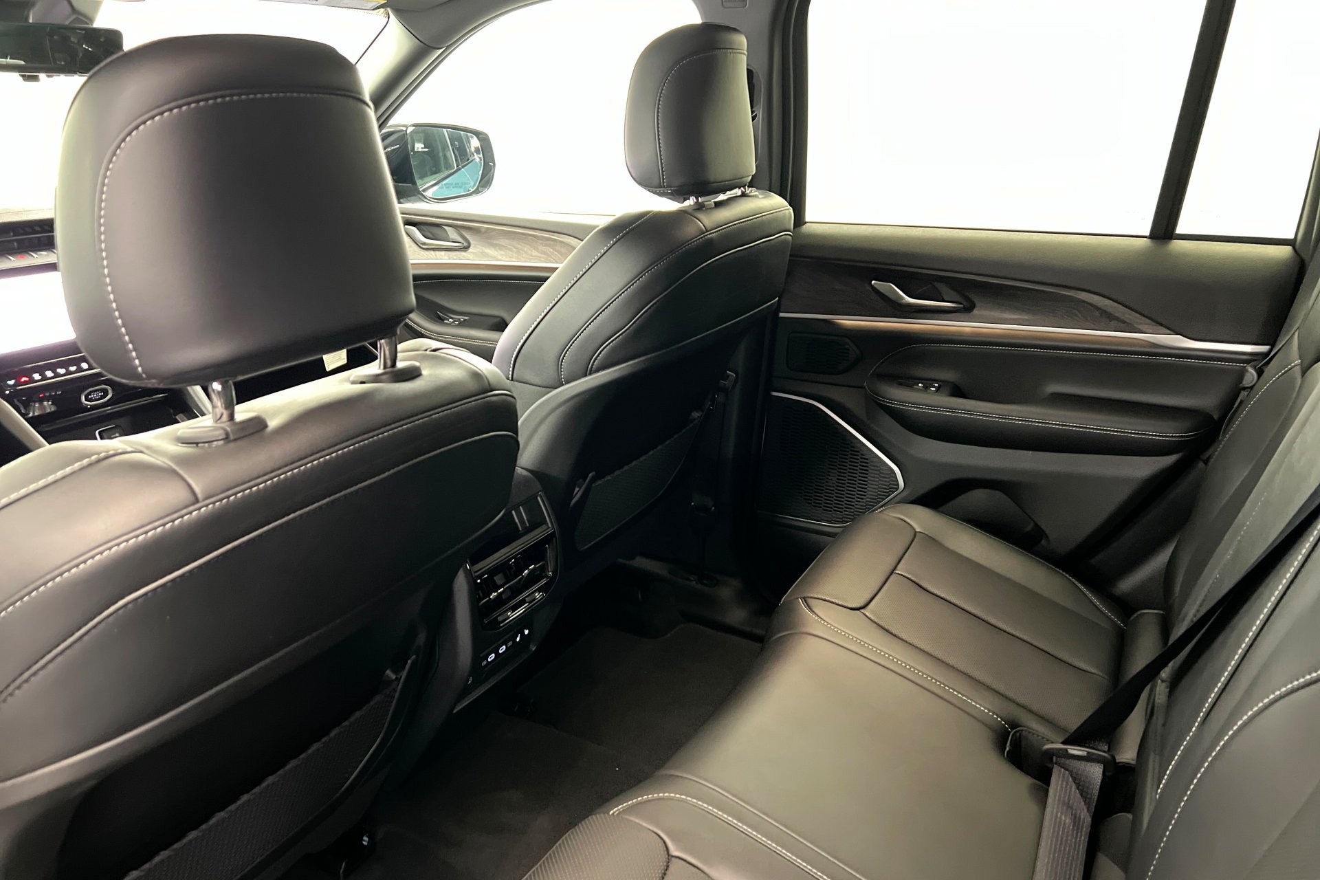 New 2026 Steel Blue Jeep Limited Reserve image 21