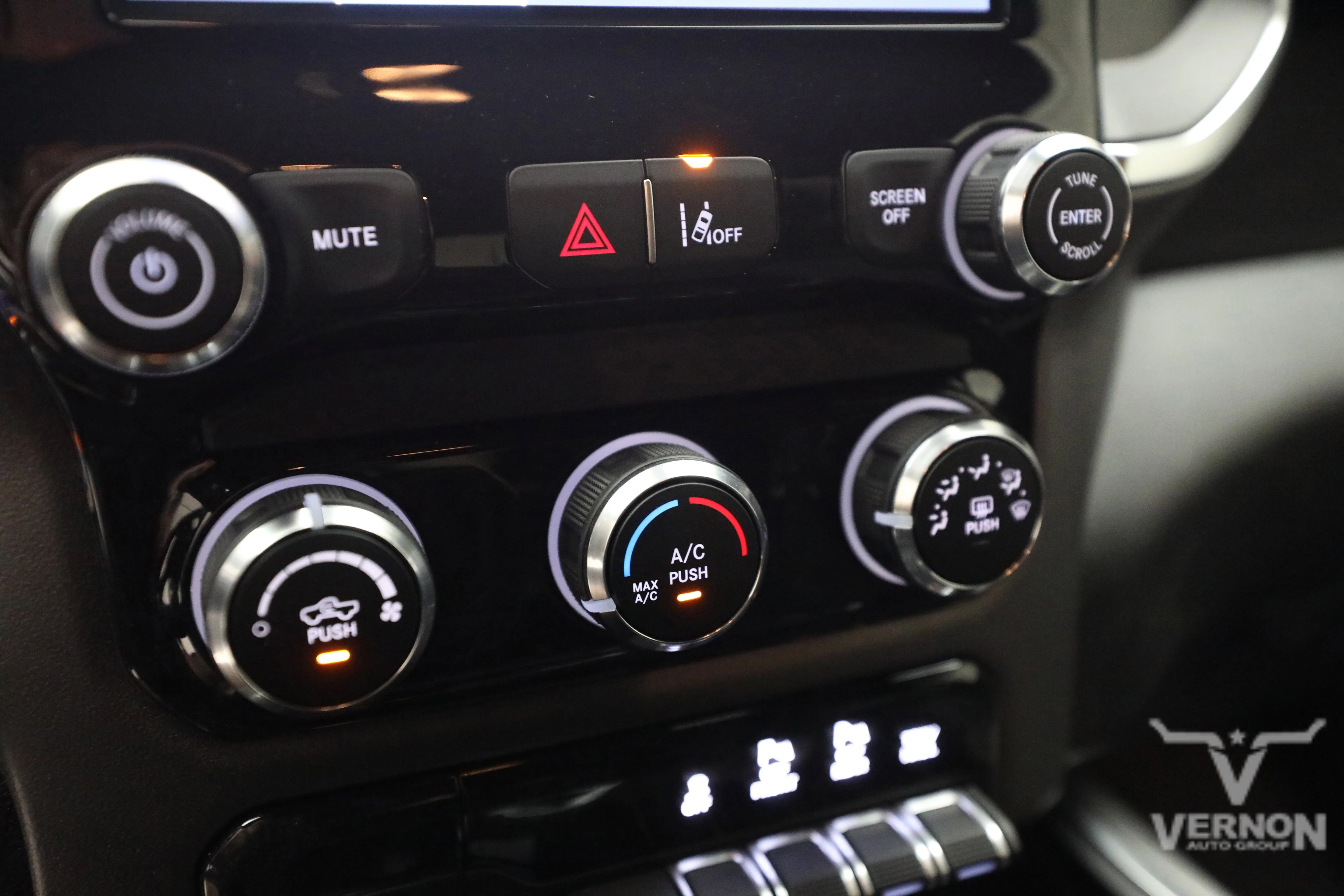 New 2026 Ram 1500 Express Crew Cab 4x4