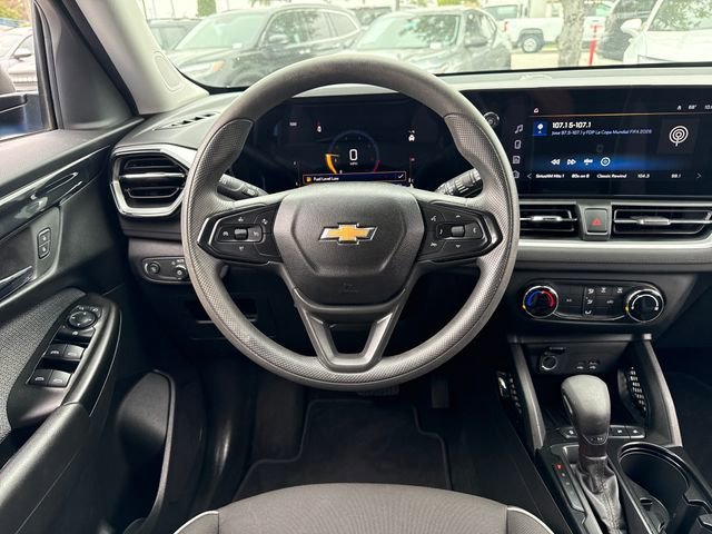 2024 Chevrolet TrailBlazer LS - Photo 13