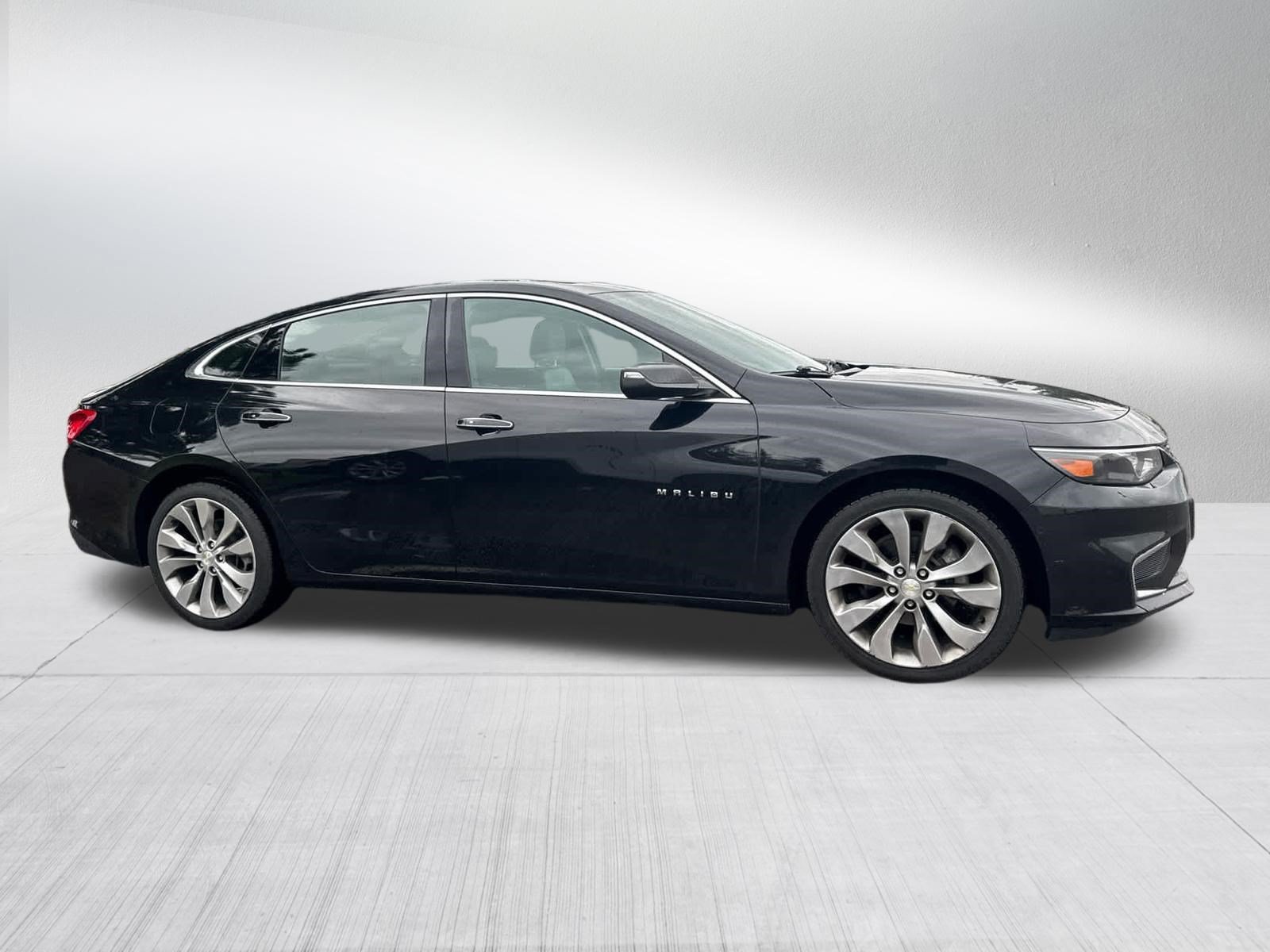 Used 2017 MOSAIC BLACK METALLIC Chevrolet Premier image 8