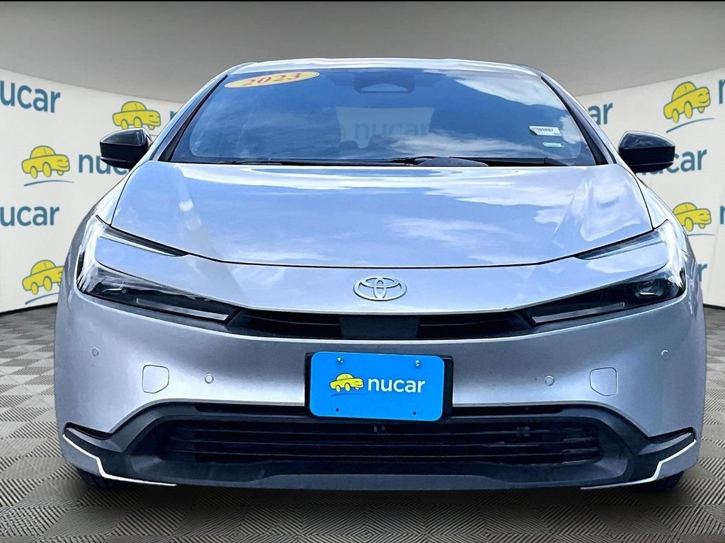 Used 2023  Toyota LE image 2