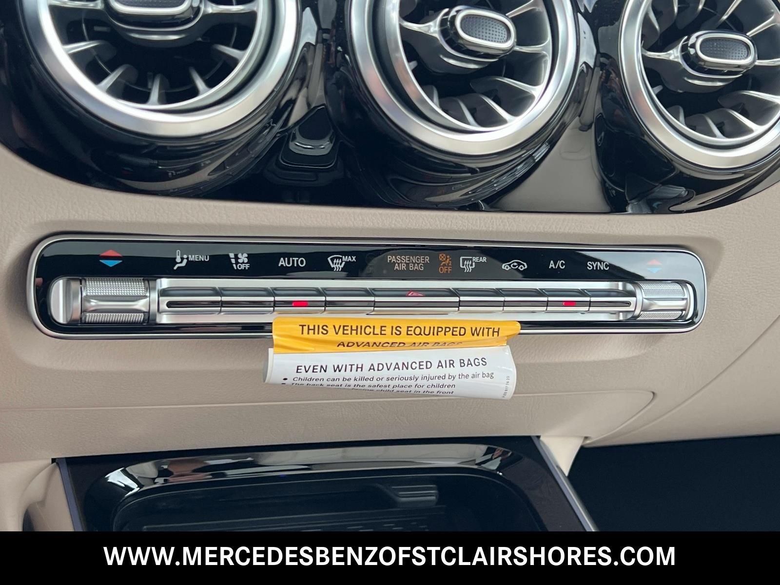 New 2026 Mountain Grey Metallic Mercedes-Benz GLA 250 image 24