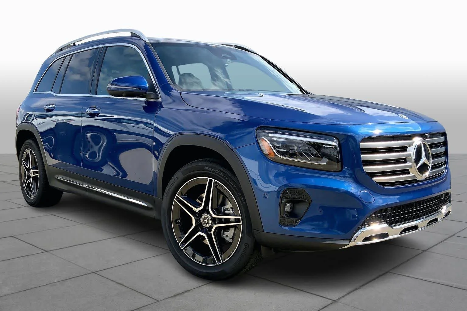 New 2026 Starling Blue Metallic Mercedes-Benz GLB 250 image 2
