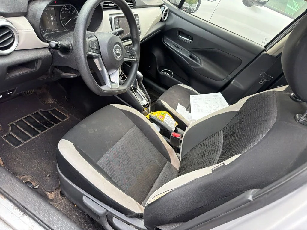 Used 2021 Silver Nissan 1.6 SV image 14