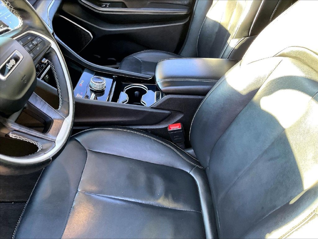 Used 2021 Red Jeep Limited image 21