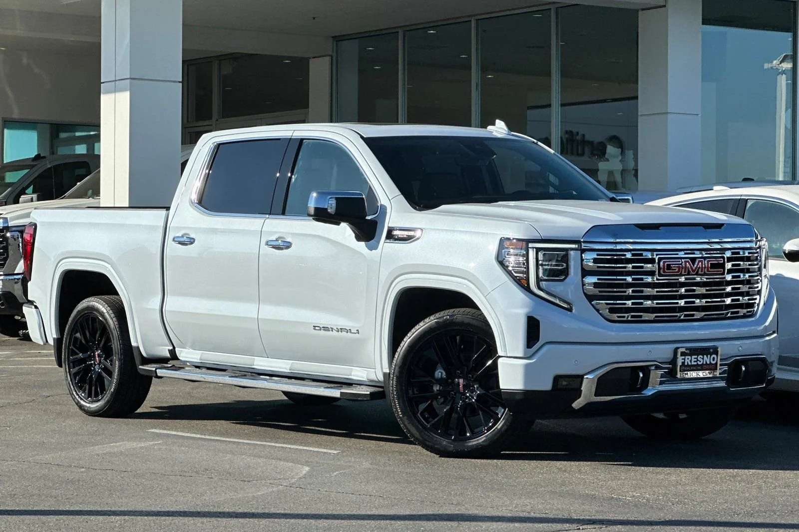 2026 GMC Sierra 1500 Denali - Photo 2