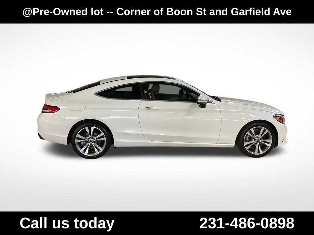 Used 2019  Mercedes-Benz C 300 image 6