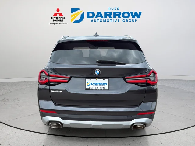 Used 2023 Gray BMW xDrive30i image 4